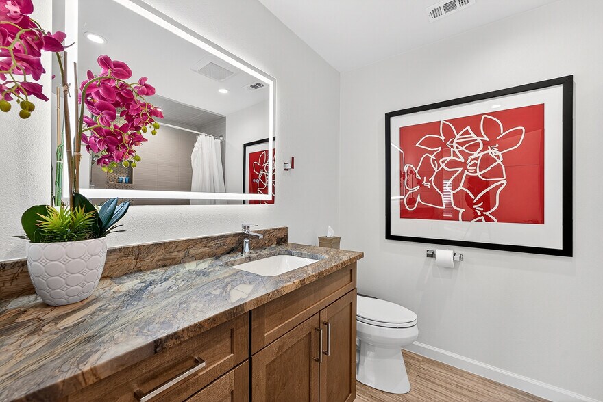 Building Photo - 9805 Airline Rd