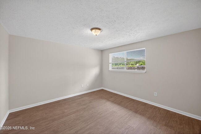 Building Photo - 4177 Timberlake Dr E