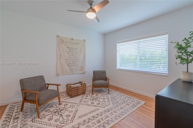 Building Photo - 920 Alava Ave