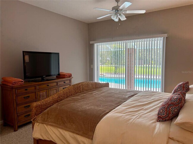 Building Photo - 1950 Bern Creek Loop