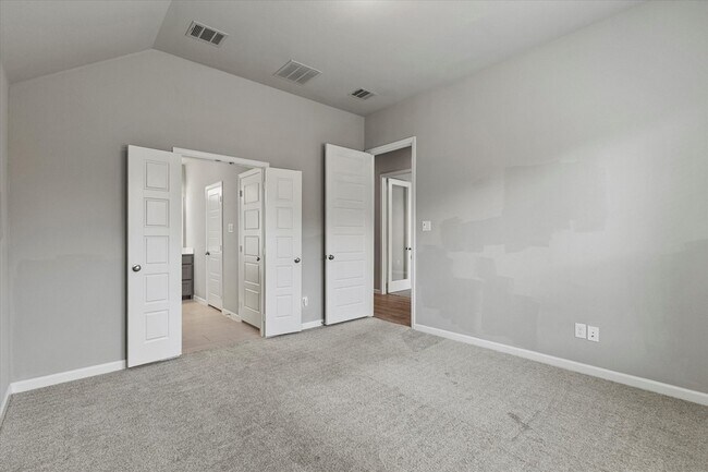 Building Photo - 2412 Bathwick Ln