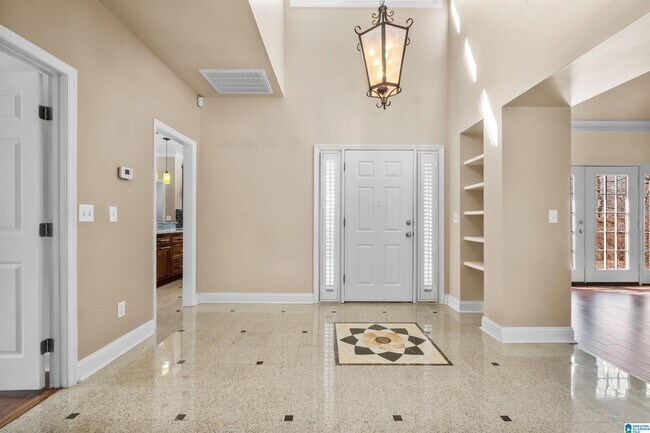 Building Photo - 4006 Vestview Dr