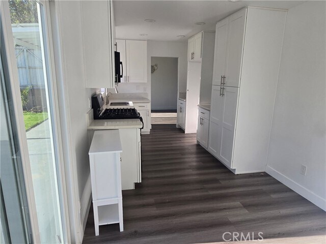 Building Photo - 11608 Luanda St