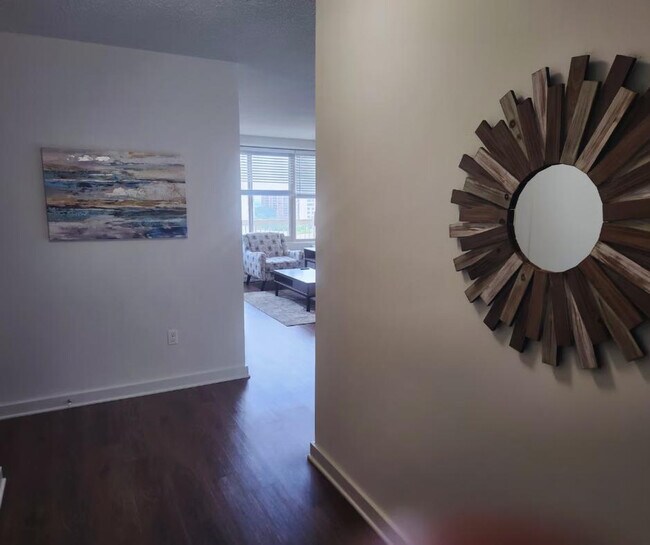 Building Photo - 1600 S Eads St