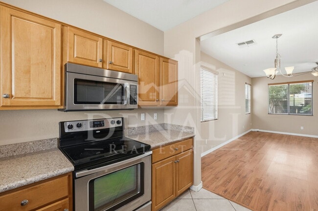 Building Photo - 18184 Calacera St