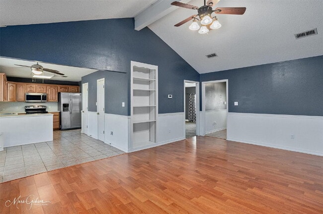 Building Photo - 3410 Woodvine Cir