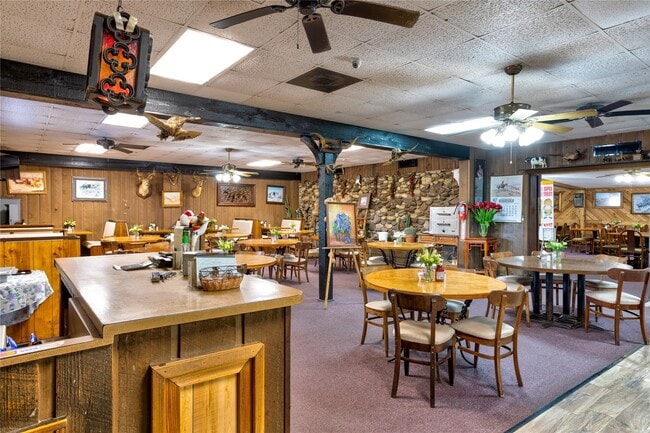 Building Photo - 2414 S Gordon St