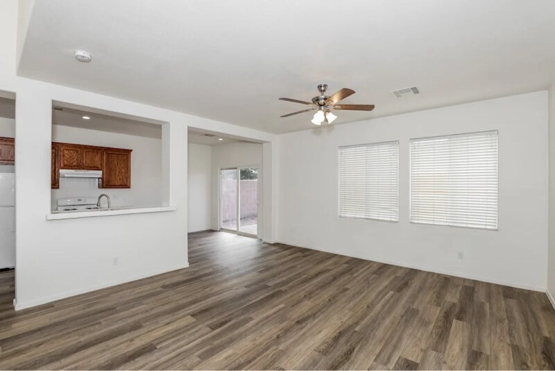 Building Photo - 6734 Bravura Ct