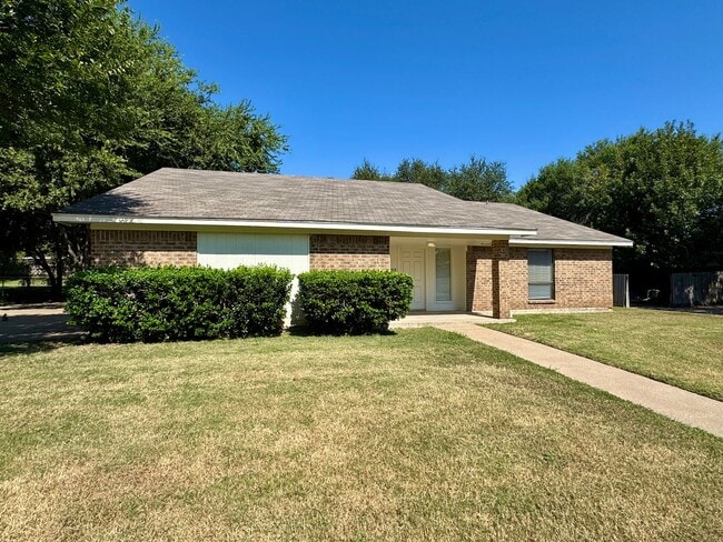 Building Photo - Single Family Home