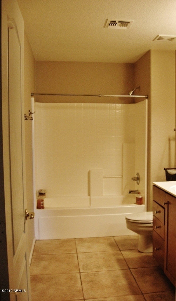 Building Photo - COMING SOON!! LOVELY 5-BEDROOM, 3-BATH GILBERT HOME