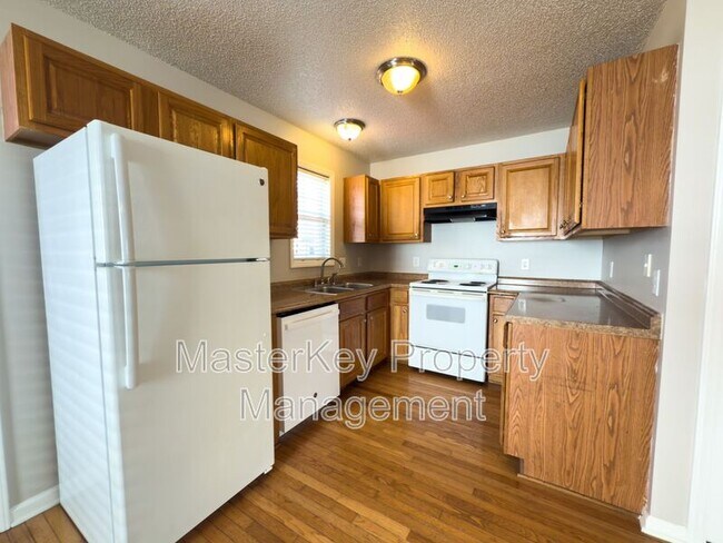 Building Photo - 4421 Windsock Ln