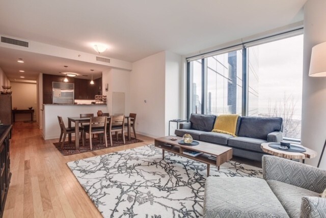 Building Photo - 60 E Monroe St