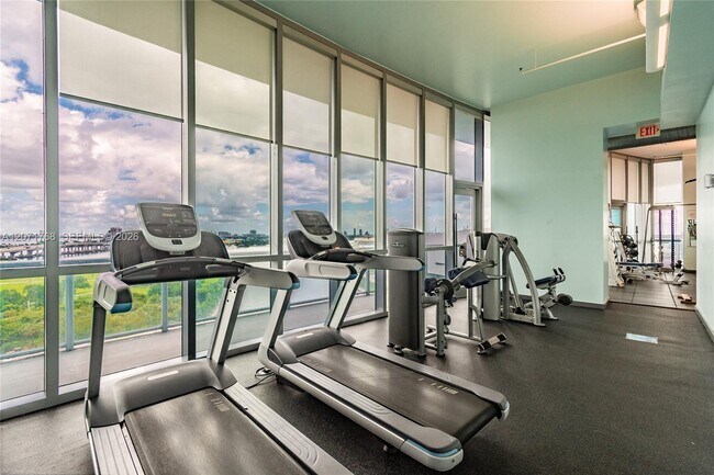Building Photo - 888 Biscayne Blvd