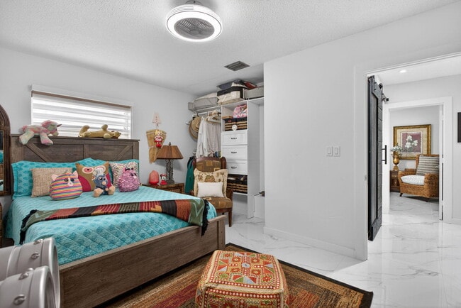 Building Photo - 6661 NW 23rd St