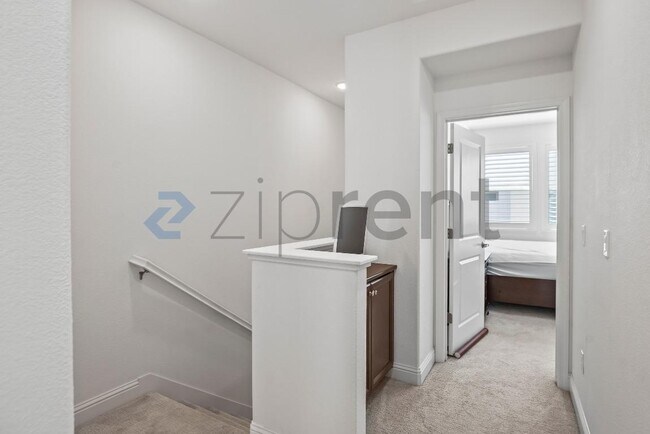 Building Photo - 3412 Element Way