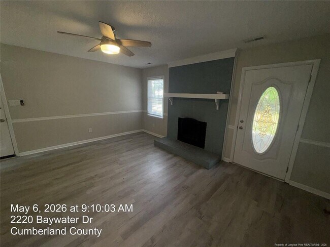 Building Photo - 2220 Baywater Dr