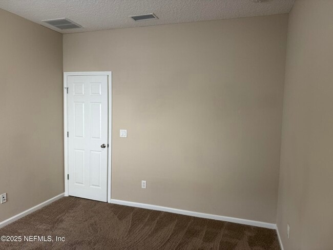 Building Photo - 95470 Sonoma Dr