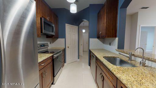 Primary Photo - 7990 Baymeadows Cir E