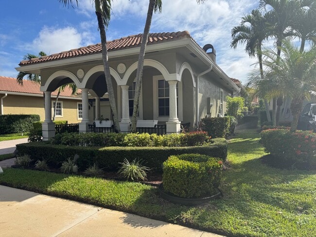 Building Photo - 195 Via Veracruz