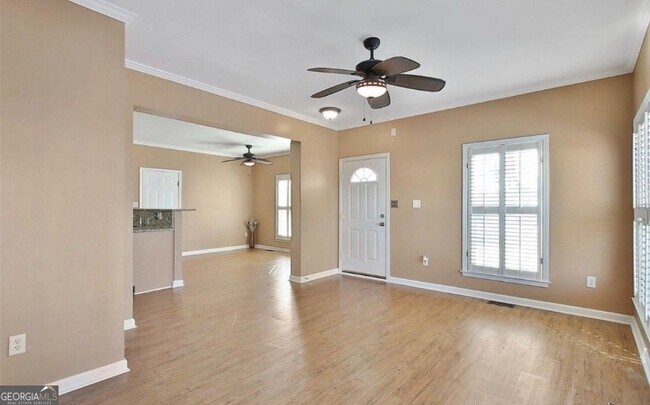 Building Photo - 504 Hollen Ct
