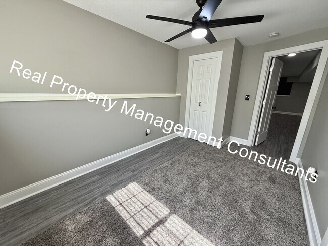 Building Photo - Stunning 4-Bedroom Home with Outdoor Oasis