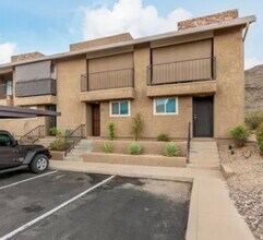 Building Photo - 1545 E Sahuaro Dr