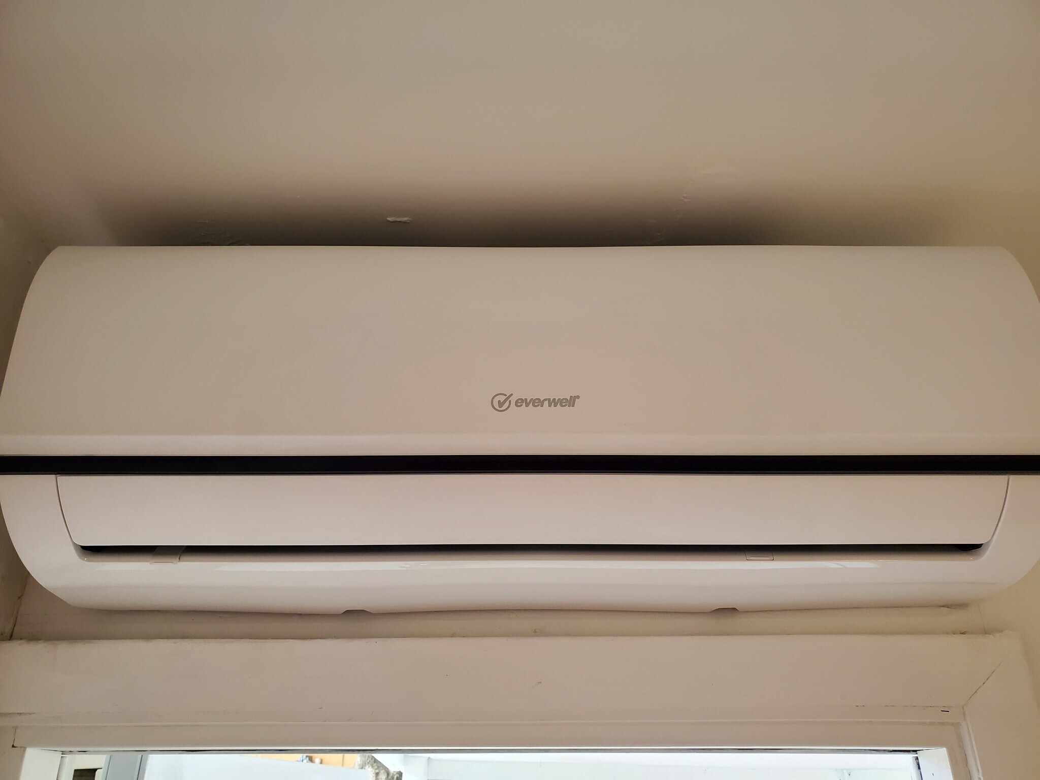 New Split AC - 410 SE 13th Ct