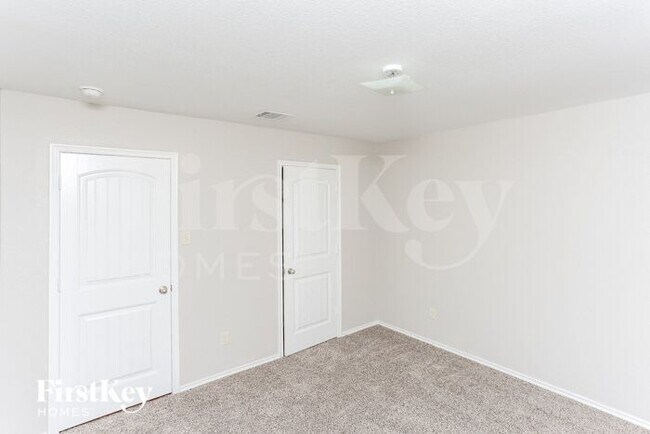 Building Photo - 1221 Koto Wood Dr