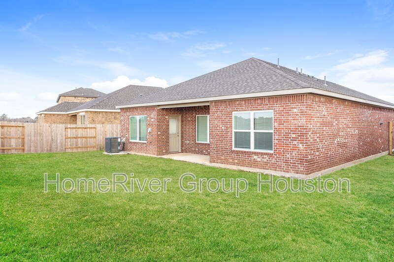 Building Photo - 14101 Freeboard Dr