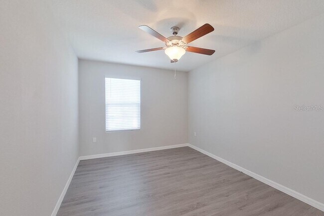 Building Photo - 8696 SW 44th Ct