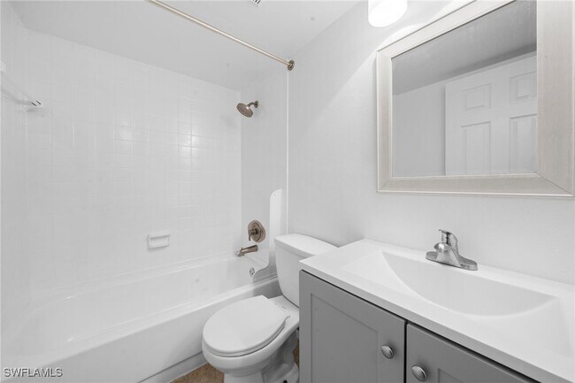 Building Photo - 4290 Gulfstream Dr