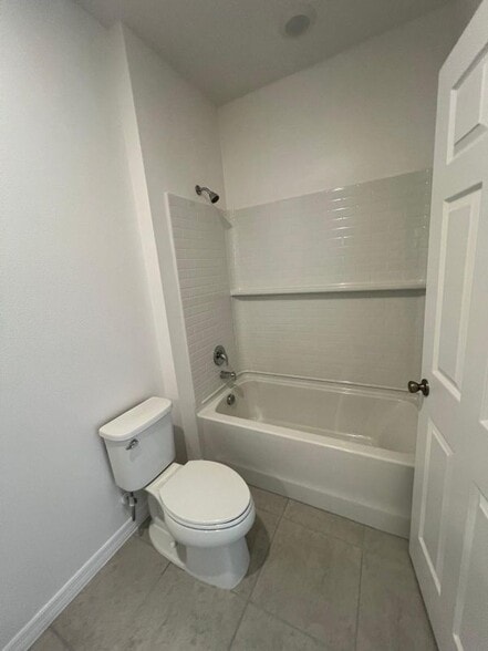 Building Photo - 1230 Wycliffe Wy