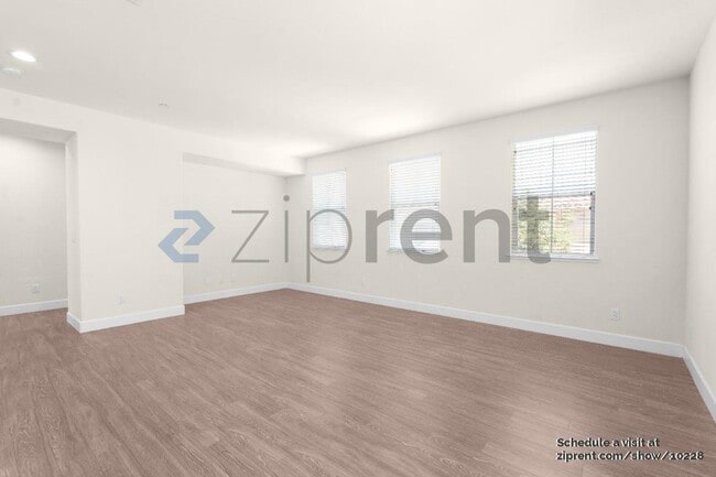 Building Photo - 941 Bracken Ct