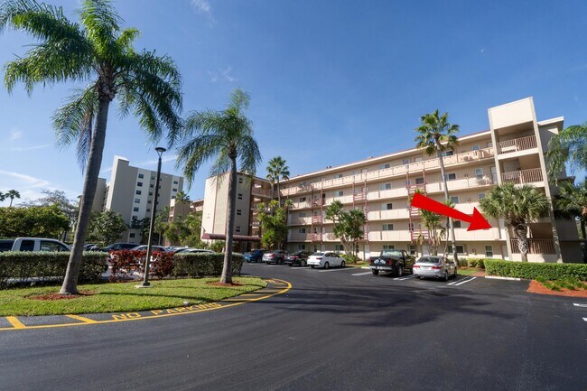 Building Photo - 2108 S Cypress Bend Dr