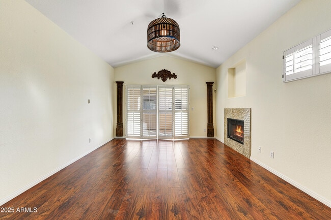 Building Photo - 8653 E Royal Palm Rd