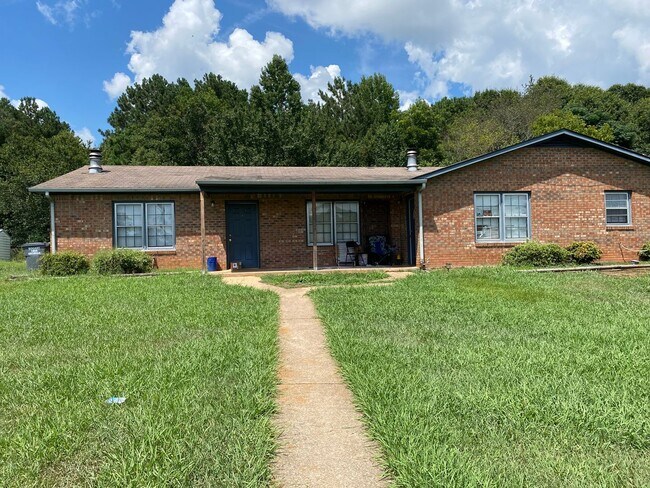 Building Photo - 1272 Aiken Rd