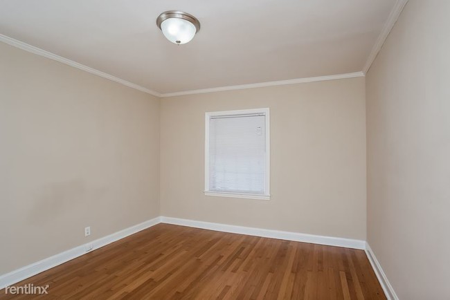Building Photo - 3 br, 2 bath House - 1747 CASCADE Terrace
