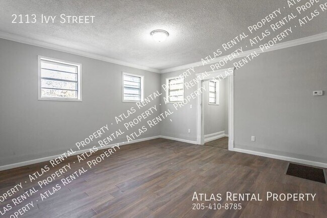 Building Photo - 2113 Ivy St