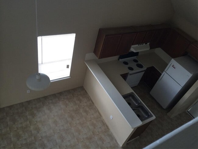 Building Photo - 3003 Whisper Oaks Ln