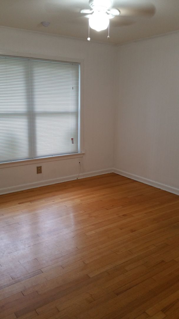 Building Photo - 311 Waxwood Ln