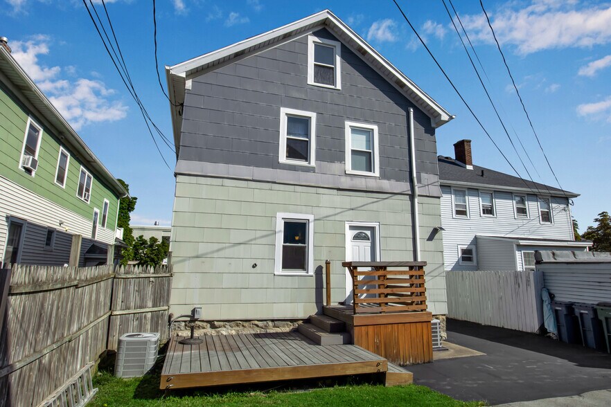 Building Photo - 175 Tacoma Ave