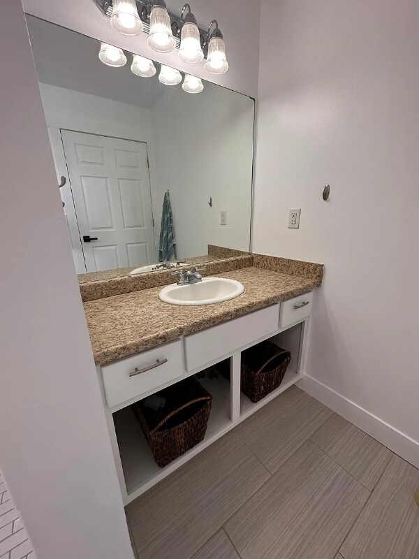 Building Photo - 1302 Sunrise Ln