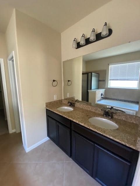 Building Photo - 16902 Ranger Ridge Dr