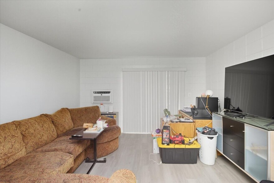 Building Photo - 300 Marlene Ct