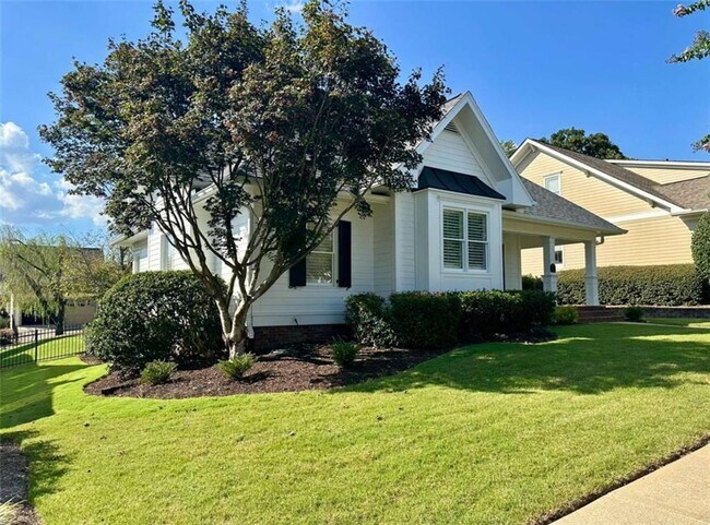Building Photo - 2635 Muskogee Ln