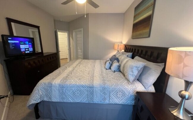 Building Photo - 1160 S Johnson Ferry Rd NE