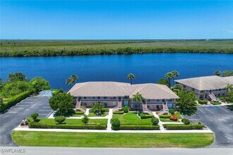 Building Photo - 1015 Mainsail Dr