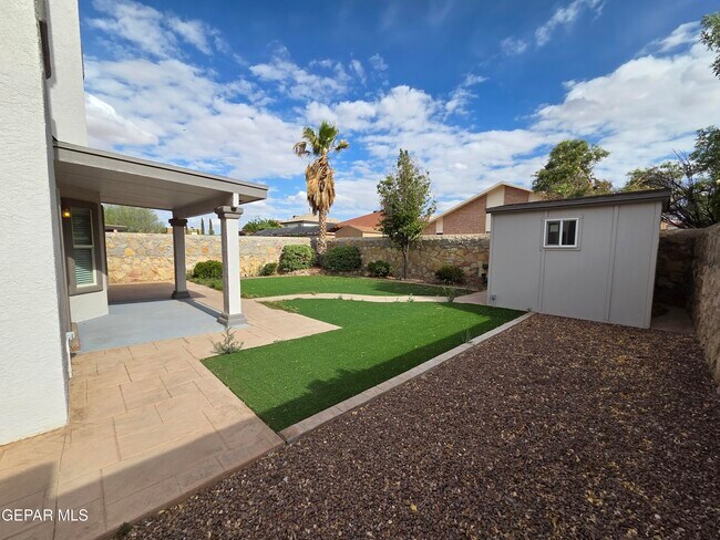 Building Photo - 12640 Gilded Sun Dr