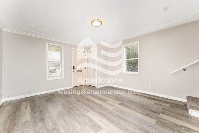 Building Photo - 153 McAdam Ave