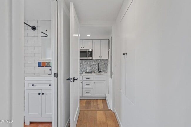 Building Photo - 4480 Sunnycrest Dr